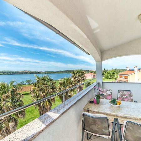 Apartments And Rooms Ana Pomer 217 Εξωτερικό φωτογραφία