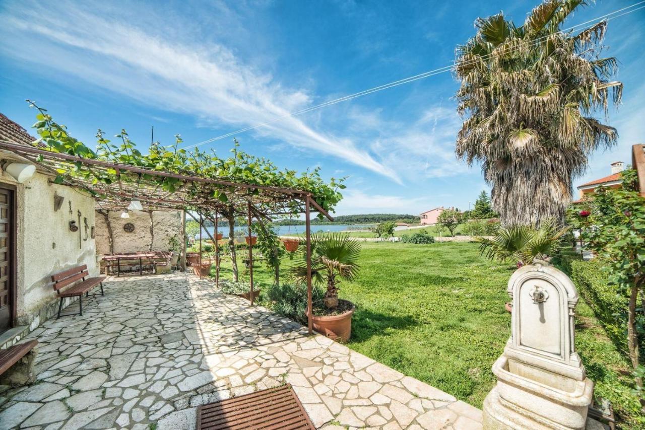 Apartments And Rooms Ana Pomer 217 Εξωτερικό φωτογραφία