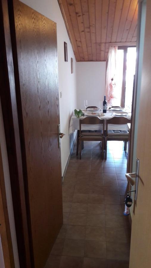 Apartments And Rooms Ana Pomer 217 Εξωτερικό φωτογραφία
