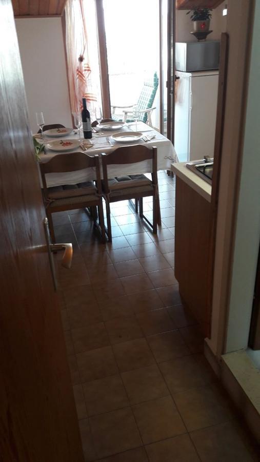 Apartments And Rooms Ana Pomer 217 Εξωτερικό φωτογραφία