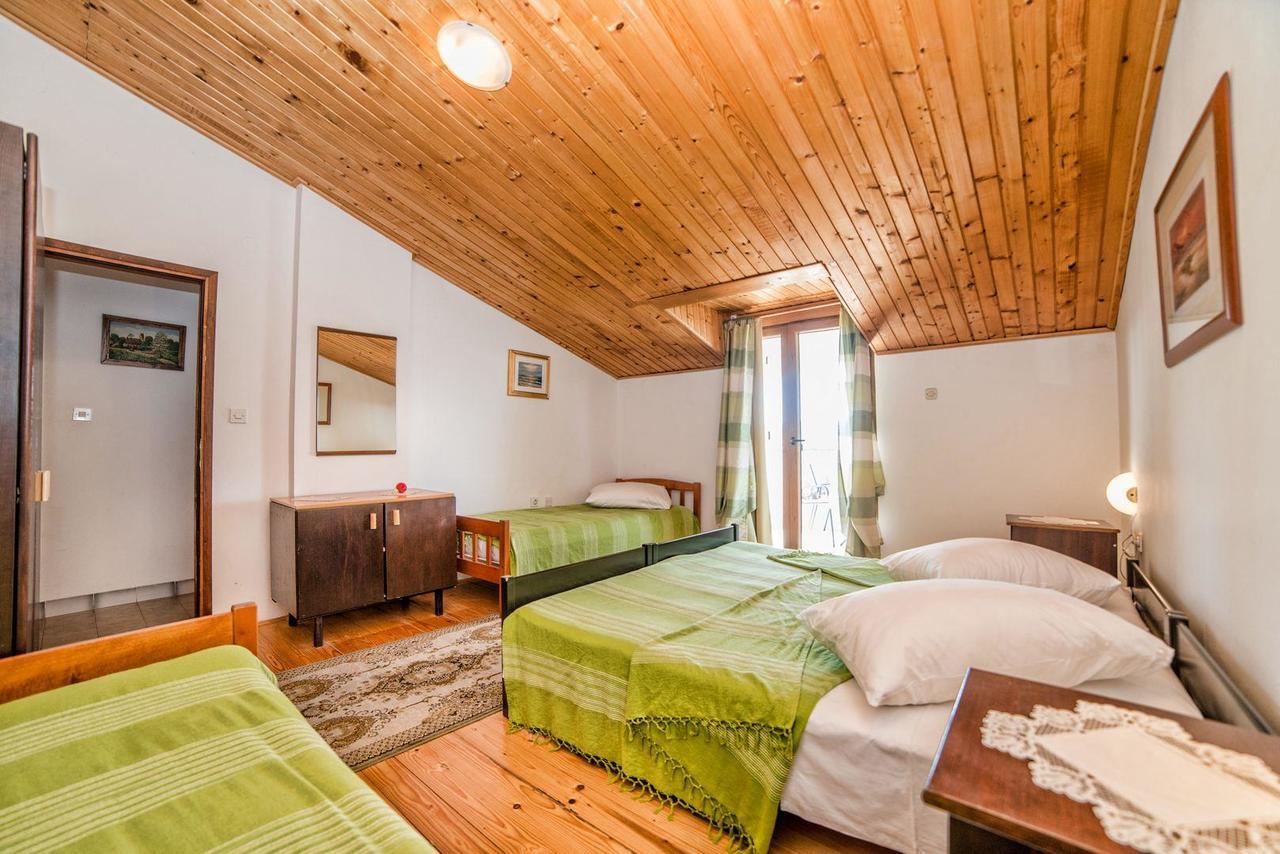 Apartments And Rooms Ana Pomer 217 Εξωτερικό φωτογραφία