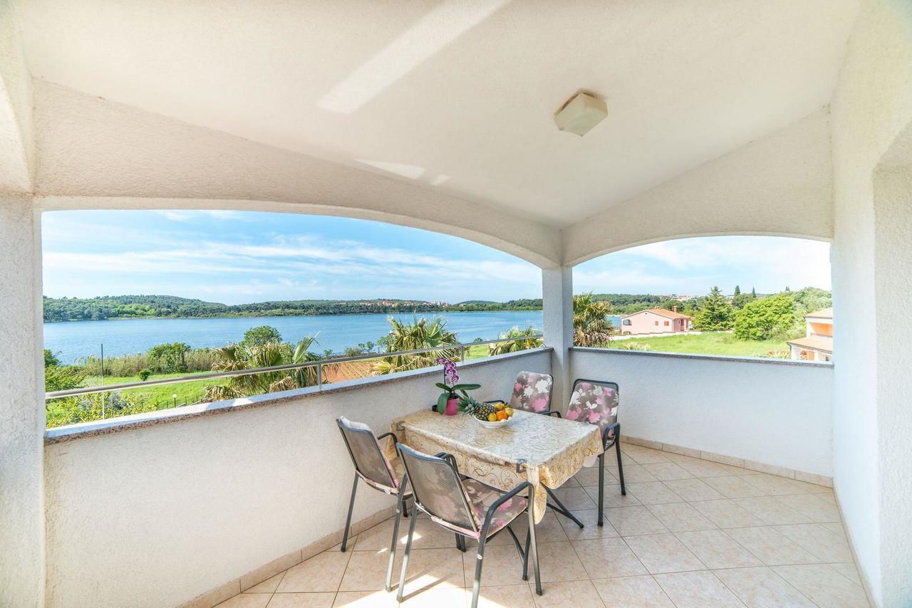 Apartments And Rooms Ana Pomer 217 Εξωτερικό φωτογραφία