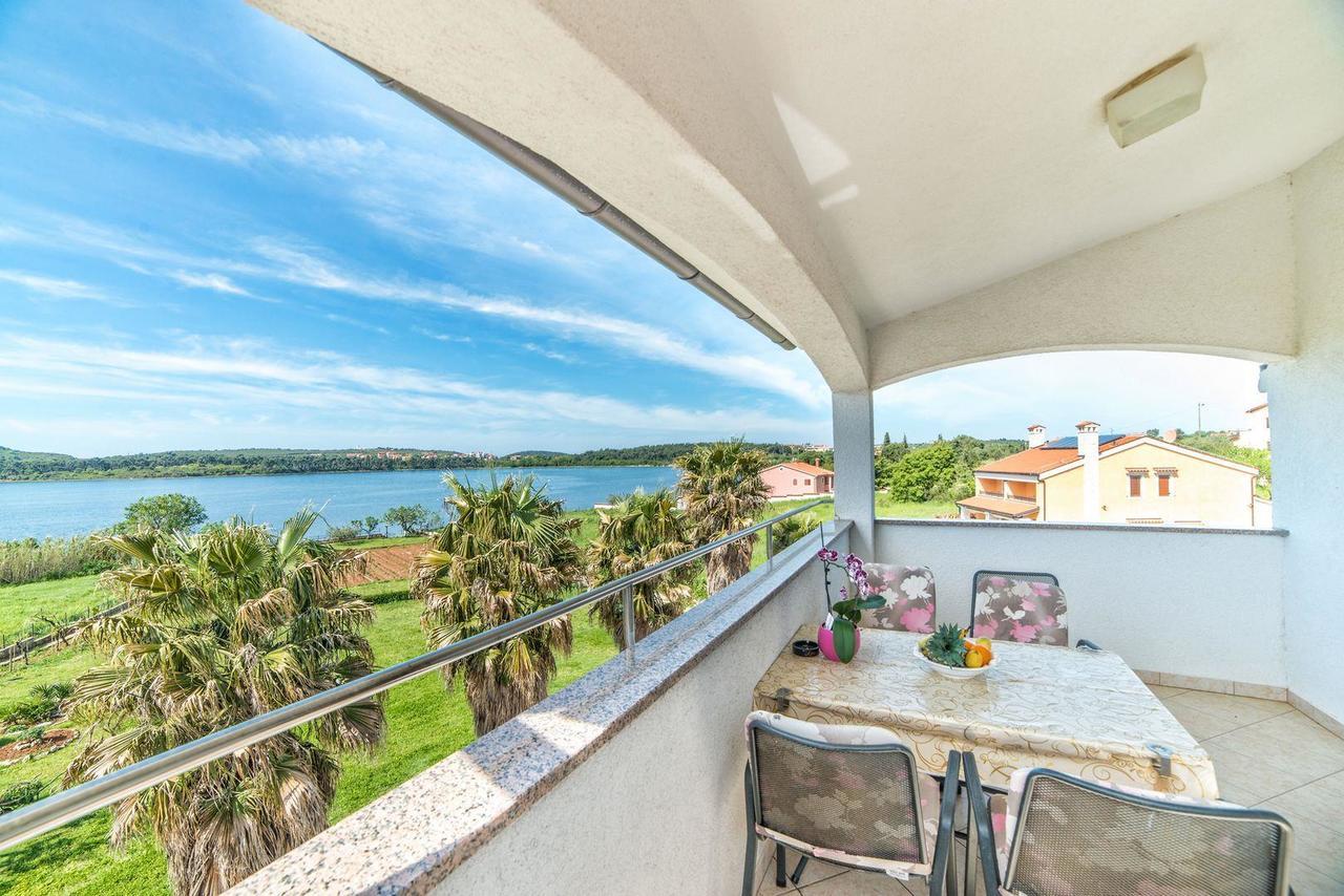 Apartments And Rooms Ana Pomer 217 Εξωτερικό φωτογραφία