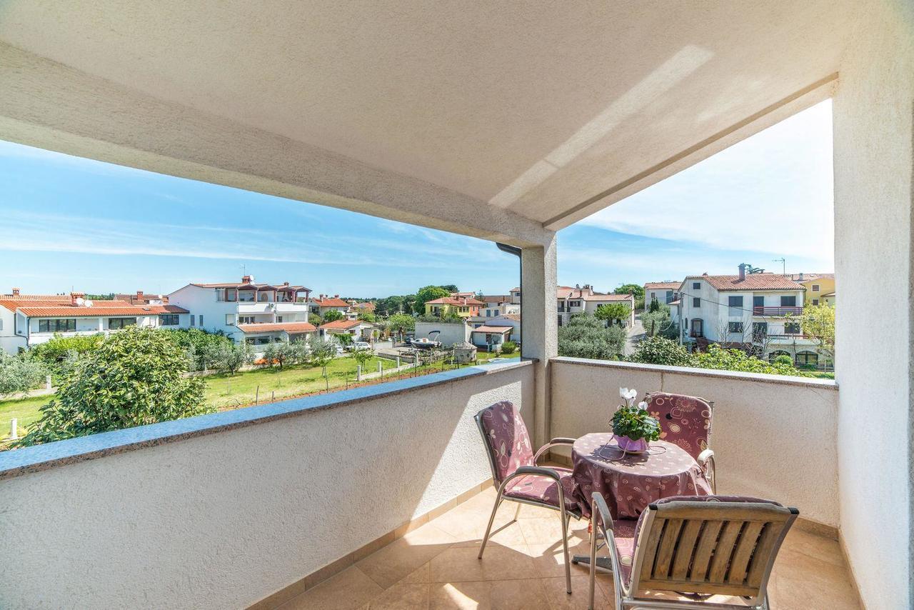 Apartments And Rooms Ana Pomer 217 Εξωτερικό φωτογραφία