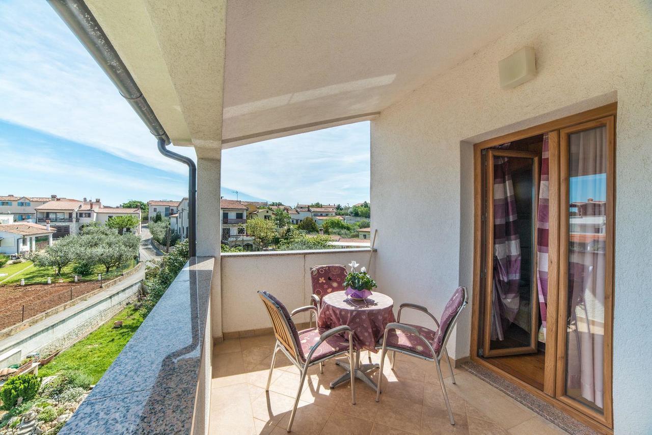 Apartments And Rooms Ana Pomer 217 Εξωτερικό φωτογραφία